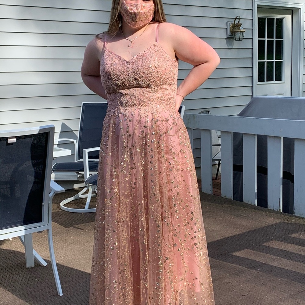 Prom dress - Picture 6 of 6
